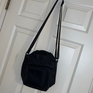 Lululemon bag